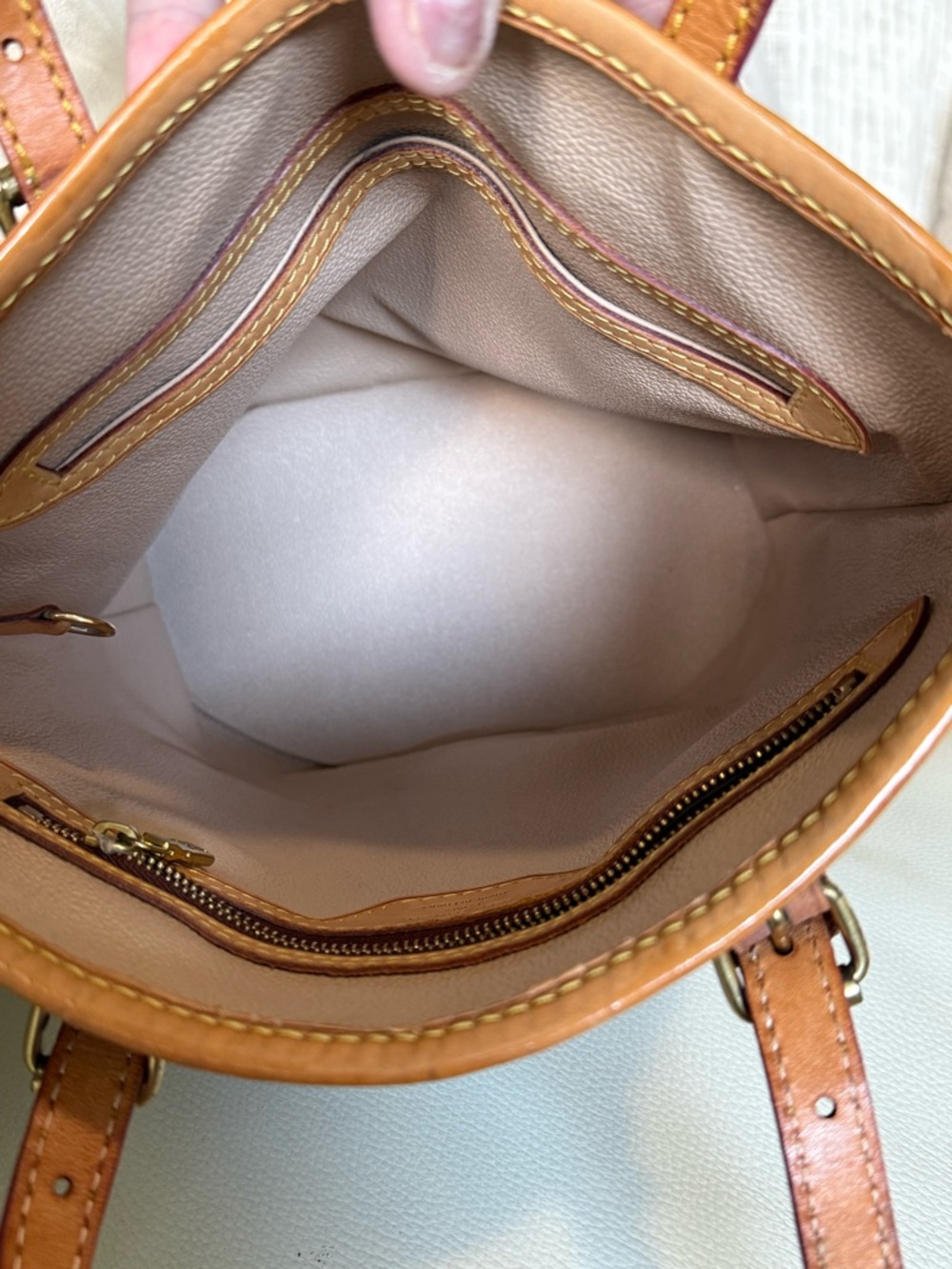 Louis Vuitton Monogram Canvas Bucket Bag - Brown/Tan Leather - Picture 6 of 14